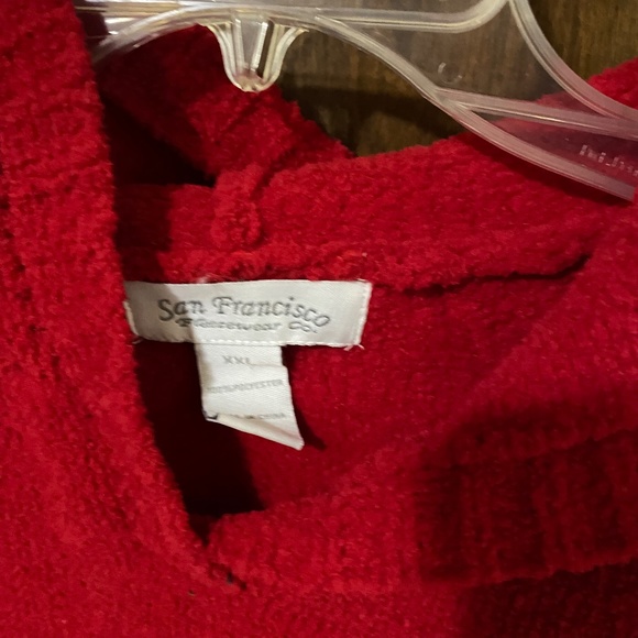 University of Cincinnati hooded Sweater - Picture 3 of 5